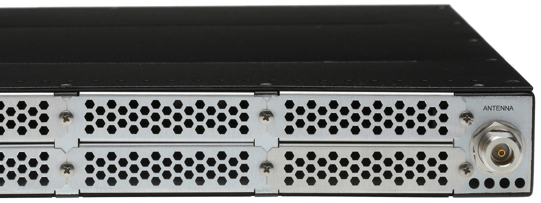 https://www.prostudioconnection.net/2210/C1009917.JPG